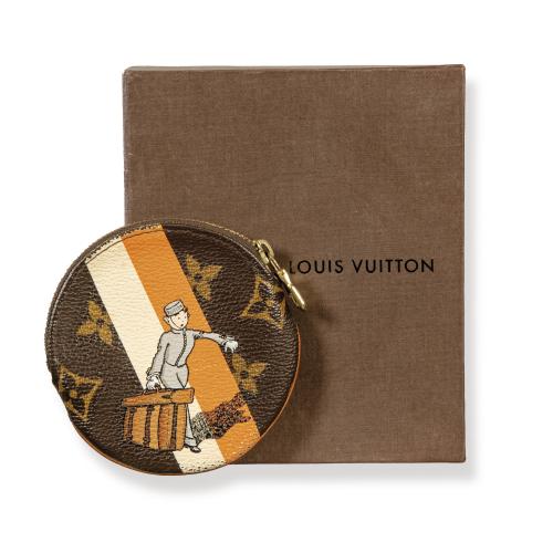 LOUIS VUITTON
Monedero redondo 'M Porte Monnaie' con monograma en lona de LV.