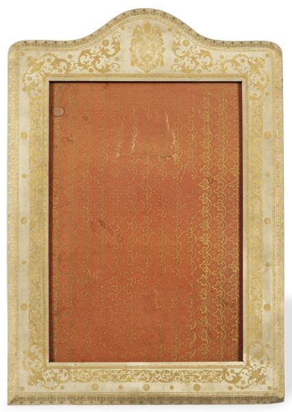 Lote 1087
Portaretratos de bronce estilo Luís XVI, Francia S. XIX.