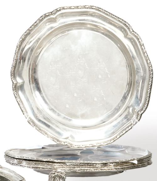  Juego de seis platos de postre de plata española punzonad Ley 916 de Matilde Espuñes pp. S. XX.