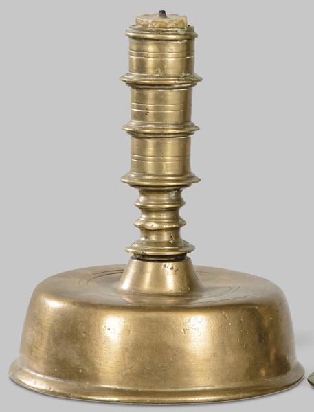  Candelero de bronce España S. XVI.