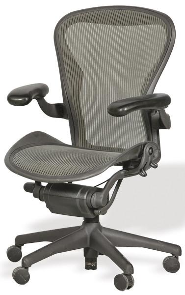  Bill Stumpf y Don Chadwick, para Herman Miller 1994
Silla modelo Aeron