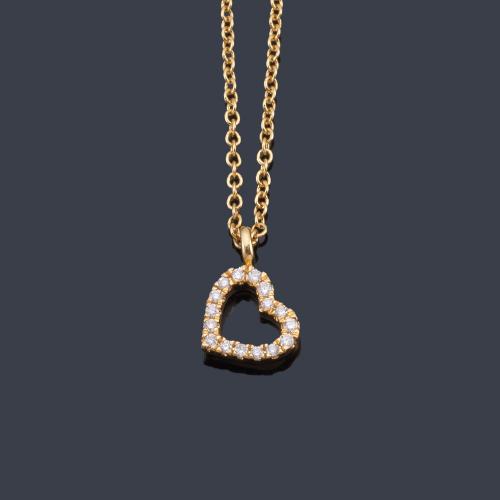  Colgante en forma de corazón con brillantes de aprox. 0,05 ct en total.