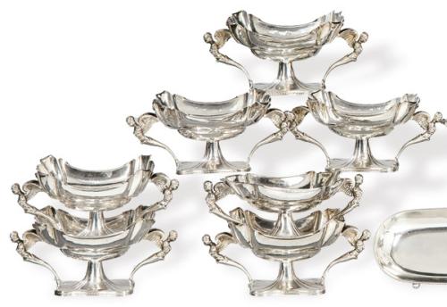  Juego de siete pequeños centros de mesa de plata española punzonada 1ª Ley de López.