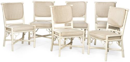  Conjunto de seis sillas de comedor en madera de bambú pintadas color blanco con asiento y respaldo tapizado. S.XX