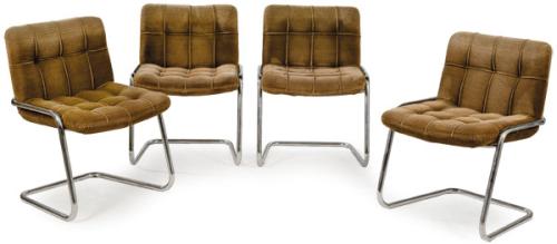  Conjunto de cuatro butacas Storm con estructura tubular en acero cromado y tapicería en tela