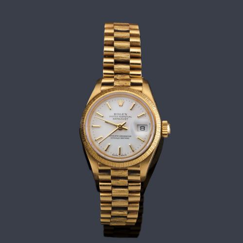 Lote 2578
ROLEX Oyster Perpetual Lady Datejust ref. 6917 con caja y brazalete en oro de 18K.