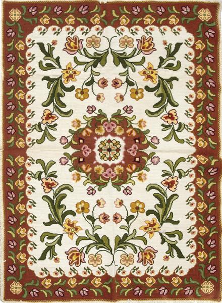 Lote 1082
Alfombra de lana de Arraiolos, Portugal.