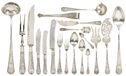 Lote 1159
Cubertería de plata portuguesa punzonada Ley 833, Lisboa h. 1887-1937.