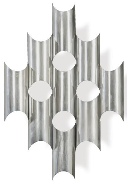 Lote 1279
Gioffredo Reggiani (1929)
Aplique de pared modelo "organo medio" con 9 puntos de luz en metal cromado con el interior esmaltado en blanco.
Italia, años 70