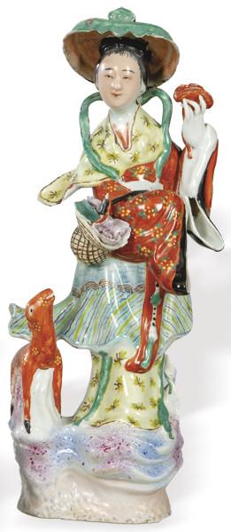 Lote 1347
Pastora con oveja de porcelana china Dinastía Qijng S. XIX