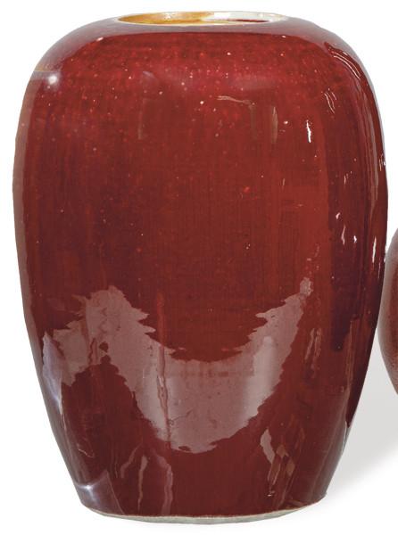 Lote 1363
Jarrón de porcelana con vidriado Sangre de Buey, Dinastía Qing S. XIX.