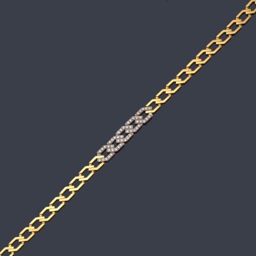  Collar con eslabones hexagonales con centro en brillantes de aprox. 1,00 ct en total.