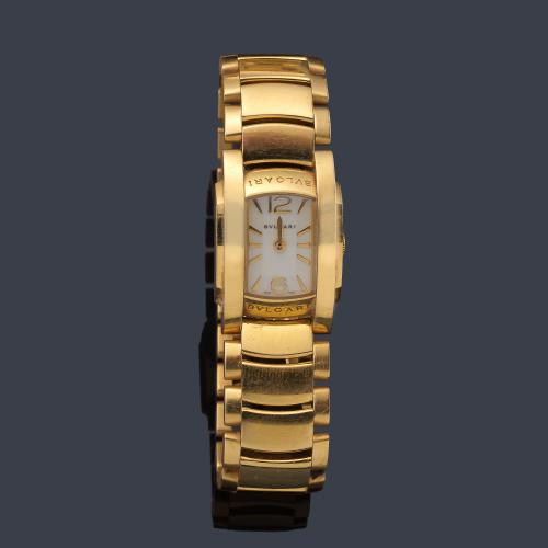 Bulgari Assioma ref. AA26G de señora con caja y brazalete en oro amarillo de 18 K.