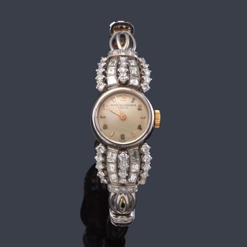 VACHERON & CONSTANTIN de señora con caja y brazalete en oro blanco de 18 K con diamantes.