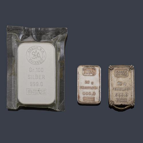  3 Lingotes de plata, uno de 100 grs. y dos de 20 grs.