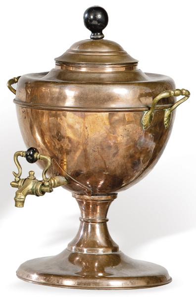  Samovar de cobre y bronce ff. S. XIX pp. S. XX.