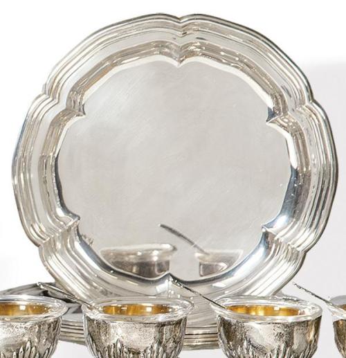  16 platos de pan de plata española punzonada 1ª Ley.