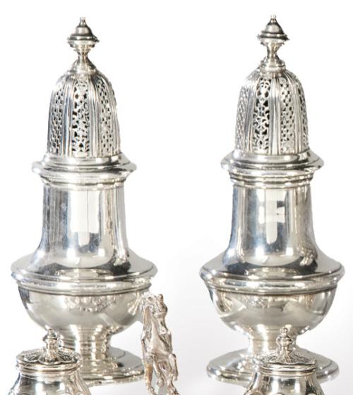 Pareja de azucareros de plata inglesa punzonada Ley Sterling de William Comyns & Sons Ltd. Londres 1958.