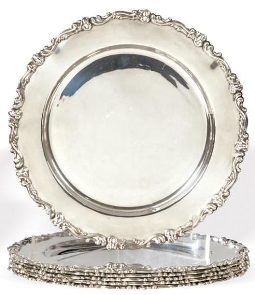  Juego de seis platos de plata sin punzonar.