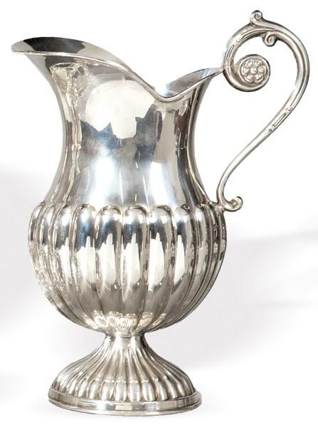  Jarra de plata española punzonada Ley 925 de Montejo.