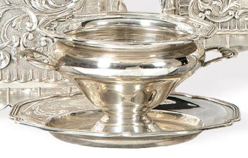  Caviarera de plata española punzonada 1ª Ley de Orfebrería Rizomera y marca comercial de José Amor.