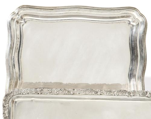  Bandeja rectangular de plata española punzonada 1ª Ley de Montejo con marca comercial de J. Pérez Fernández.