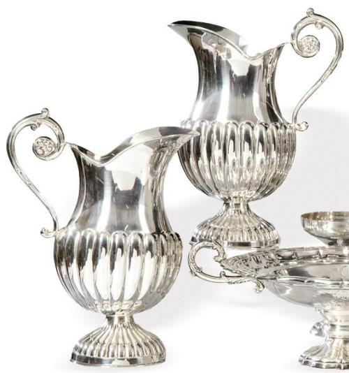  Pareja de jarras de plata española punzonada 1ª Ley de Montejo.