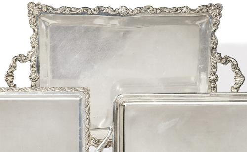  Bandeja rectangular de dos asas de plata española punzonada 1ª Ley de García Hermanos.