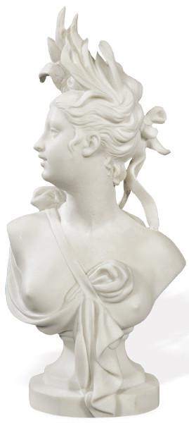 Busto de Diana cazadora, figura en porcelana de biscuit, con marca de Sevrès de 1870 y firma del artista. L.P