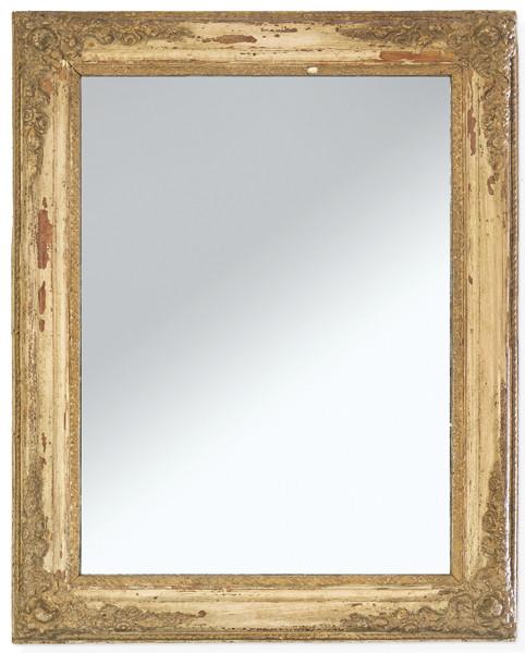  Marco de espejo Luis XVI en madera tallada y lacada. Francia, pp. S. XIX