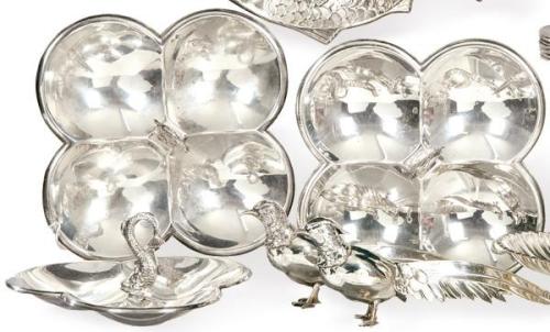  Juego de tres porta aperitivos con remate de pez de plata española punzonada 1ª Ley de Montejo,