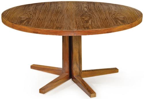  Mesa de comedor redonda extensible chapada en madera de palisandro.