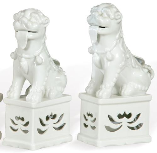  Pareja de leones de Foo de porcelana española de Bidasoa S. XX.