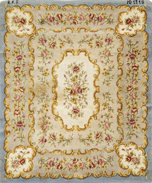  Alfombra, firmada Real Fábrica de Tapices 1949, diseño Savonnerie