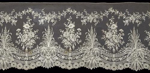  Gran encaje frances en tul bordado beige