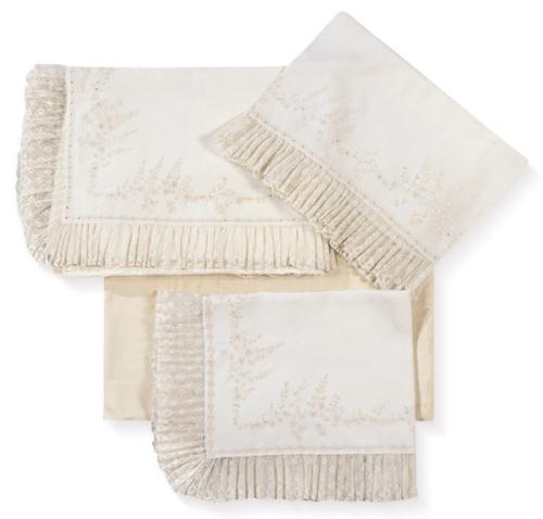  Juego de cama en hilo con bordados y remate de encaje plisado, con bajera, encimera, cuadrante y funda de almohada para cama de 100 cms