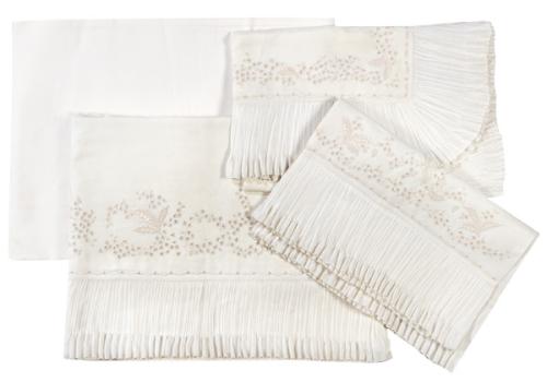  Juego de cama en hilo con bordados, rematado con organza plisada, encimera, cuadrante y dos fundas de almohada para cama de 100 cms