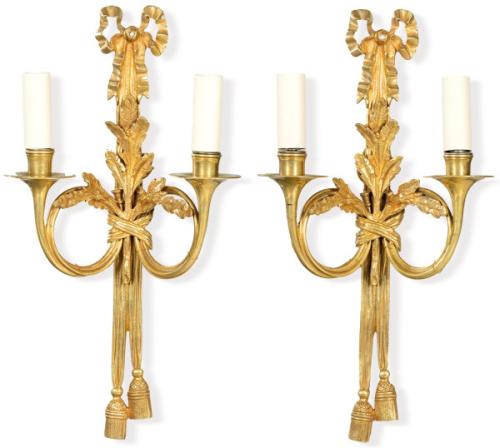 Pareja de apliques de bronce dorado estilo Luís XVI S. XIX