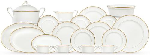  Vajilla en porcelana esmaltada en blanco y filo dorado de Royal Tettau. Marcas en la base.