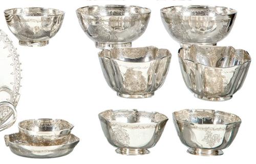 Juego de pequeños cuencos y salsera de plata portuguesa punzonada 1ª Ley de Oporto (1939-1984