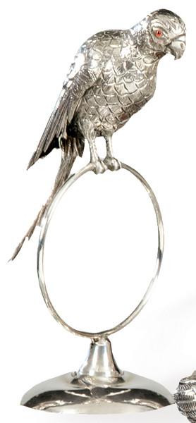 Loro en percha de plata española punzonada 1ª Ley.