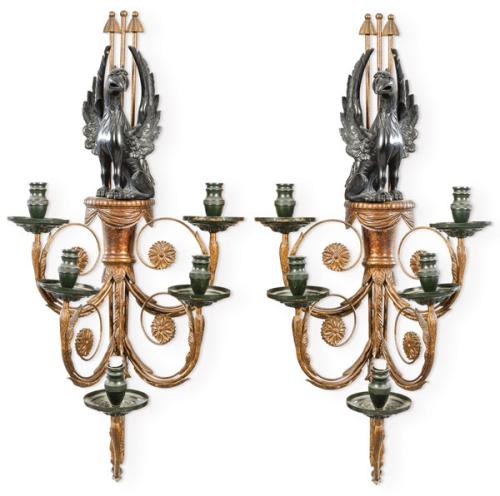  Pareja de apliques de estilo neoclásico diseñados por Pierre Lotier en bronce y latón dorado y patinado mediados S. XX.