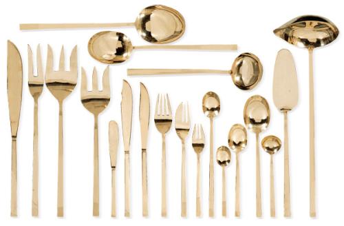  Cuberteria de bronce y niquel años 50. En total 106 piezas