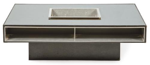  Mesa de centro cuadrada polipiel negra, cristal y acero. Con compartimento en la tapa para botellas y en dos de los laterales compartimentos para revistas. 
