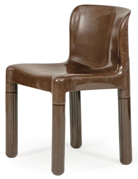 Carlo Bartoli pata Kartell, 1974. Silla modelo 4875 en polipropileno de color negro.
