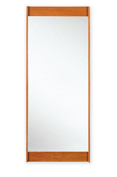 Marco de espejo, con moldura recta en madera de teca.