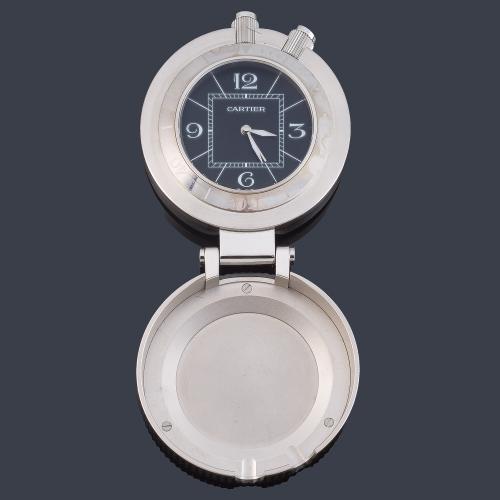 CARTIER Pasha, reloj despertador de viaje con caja en acero y caucho.