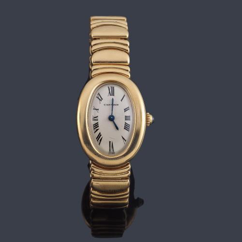 CARTIER Baignoire de señora con caja y brazalete en  oro rosa de 18 K.