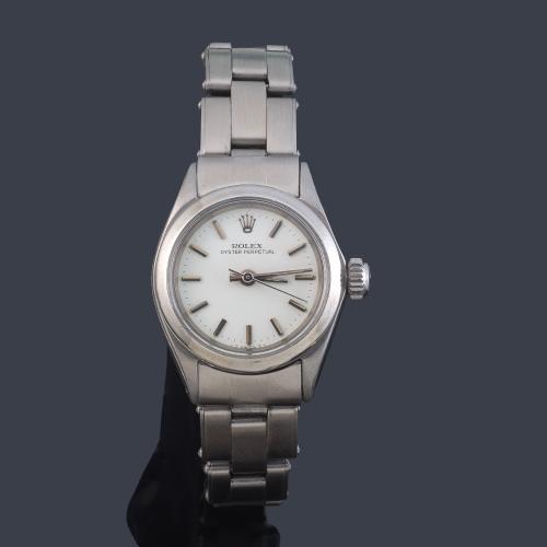 ROLEX  Oyster Perpetual Date  Ref. 6618. Reloj de señora con caja y brazalete en acero.