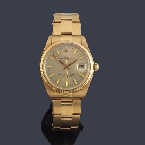 ROLEX Oyster Perpetual Datejust, Superlative Chronometer Officially Certified. Ref. 1603. Reloj para caballero con caja y brazalete Oyster en oro amarillo de 18 K. Con estuche y documentación